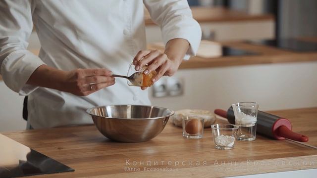 СОЧНИК С ТВОРОГОМ / ГОТОВИМ ДОМА С АННОЙ КРАСОВСКОЙ смотреть онлайн