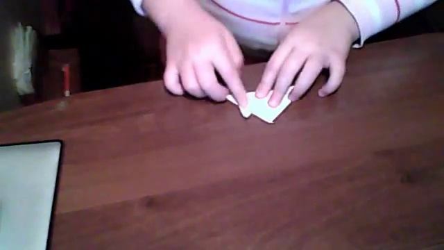 Как сделать лягушку из квадратного листа (1 часть) смотреть онлайн