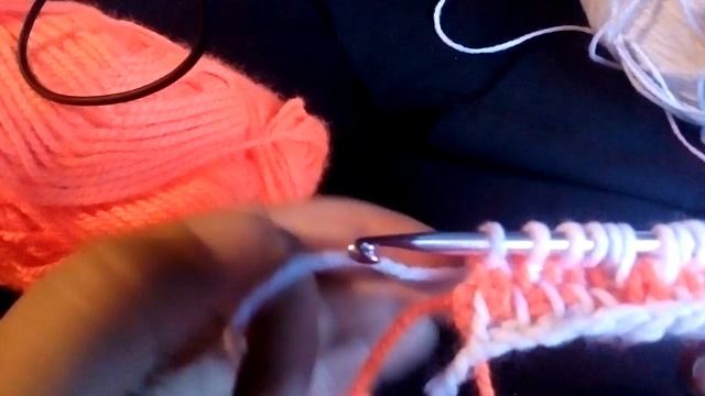 Punto de eslabones de tunecino