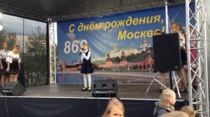 Стихотворение "Люблю Москву",читает Копнева Ульяна.