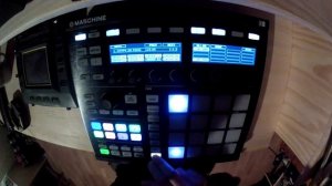 DEEP STEP ONE - Native Instrument Maschine MK2 - Deep House , Sax /Piano