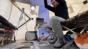 ОТКРЫВАЕМ СЕЗОН НА ОЗЕРЕ ЧАНЫ. КЛЁВ, КОТОРЫЙ МЫ ЖДАЛИ ДВА ГОДА. УДАЧНАЯ РЫБАЛКА НА КАРАСЯ ЗИМОЙ.