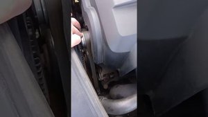 ПОЧЕМУ ПОСЛЕ ЗАМЕНЫ РЕМНЯ ГЕНЕРАТОРА 1,9 tdi ЗАГОРЕЛАСЬ ЛАМПА АККУМУЛЯТОРА