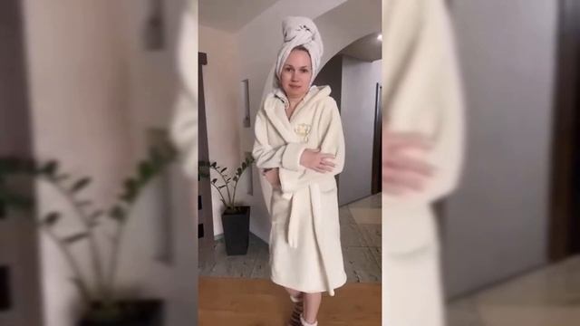 ПОШЛА В БАНЮ К СОСЕДУ смотреть онлайн