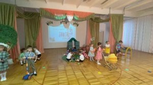 Театрализация стихотворения С.Михалкова «А что у вас?»