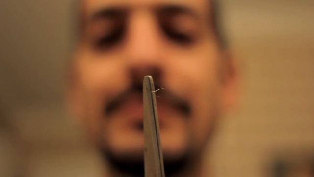 How To Trim Your Nose Hairs смотреть онлайн