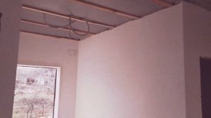 СРОЧНАЯ ПРОДАЖА - дом в Крыму по НИЗКОЙ ЦЕНЕ!  Уютный дом в пригороде СИМЕФРОПОЛЯ!