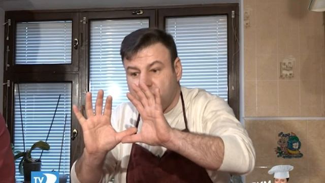 Дикого кабана по-охотничьи готовят Сергей Дробненький и гость Геннадий Кульчицкий смотреть онлайн