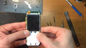 Чистка телефона в ультразвуковой ванне ProsKit SS-802