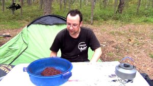 Хранение мотыля на рыбалке летом.