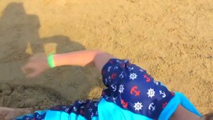 ДВА МЕДВЕДЯ И ЗАМОК ИЗ ПЕСКА. НЕРФ  НА МОРЕ. БРОС ШОУ