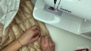 Как красиво зашить рваный пуховик/Как зашить дырку на куртке/самой зашить дырку/простой способ /