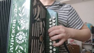 Дым сигарет с ментолом на гармони