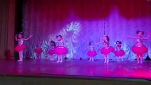 Танец "часики" KristallDance