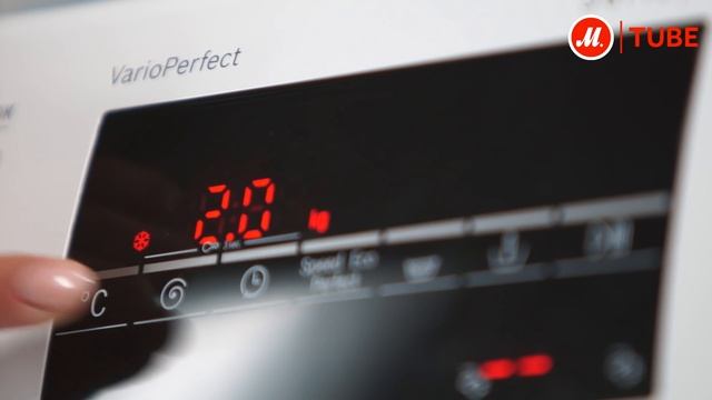 Видеообзор стиральной машины Bosch WAT24441OE с экспертом «М.Видео» смотреть онлайн