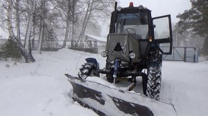 Коротко о моей работе. Опять метель. Опять чистить.