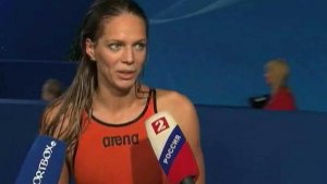 Пловчиха Юлия Ефимова выступила с критикой международных спортивных чиновников