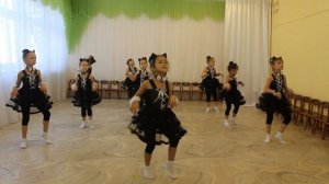 МБДОУ   ДСКВ № 118.   Танцевальная студия "Ритмическая мозаика". Танец "Кошки"