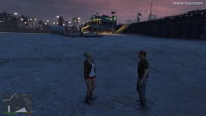 gta 5. трейси пристаёт к парням на пляже.