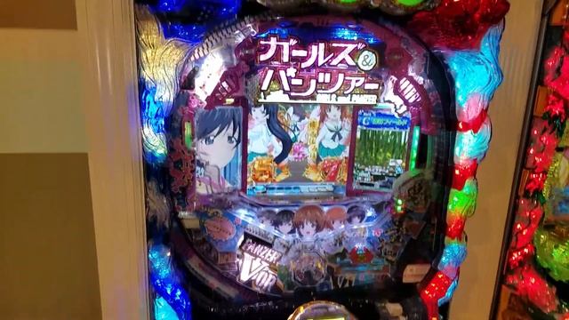 Girls and Panzera Pachinko Machine Heiwa 2017 смотреть онлайн