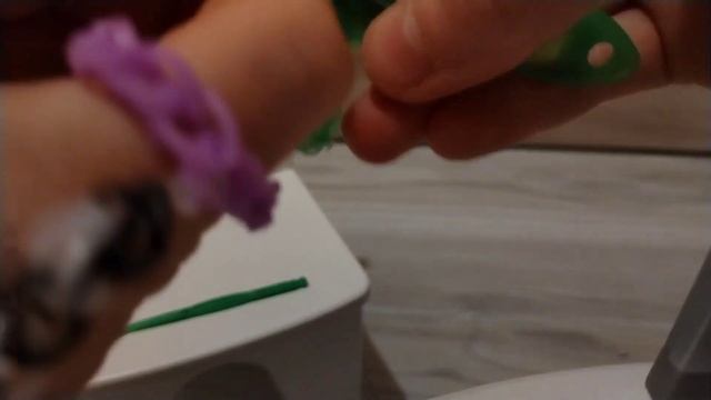 учемся плести браслеты лёгкого и сложного плетения?? смотреть онлайн