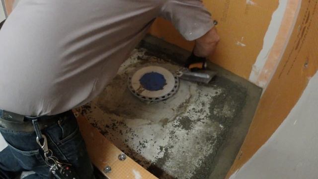 How to install a Mortar Shower Pan on concrete. Pre slope/ Pre pitch смотреть онлайн