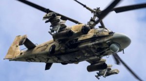 Экипаж Ка-52 не оставляет врагу ни единого шанса: лучшее видео из зоны СВО за день