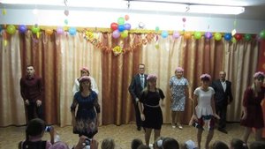Танец учителей на День учителя (05.10.2016)