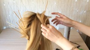 Ажурный низкий пучок. Свадебная прическа