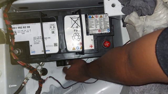 GLE 167 2021,2022,2020 12V BATTERY ? CHANGE,#battery location #gle167 2021,2022,2020