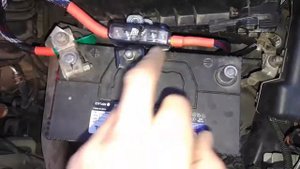 Установка усилителя звука TOYOTA AVENSYS T25