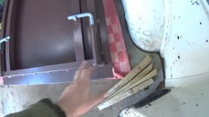 Как сделать потайную "бронированную" дверь ?