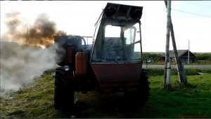 Запуск самоходки после простоя! Заводим монстра! Запуск дизеля!