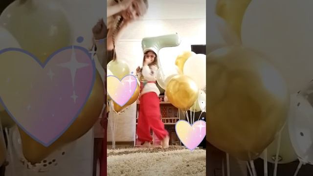 у моей младшей сестры день рождения 🥳🥳🥳