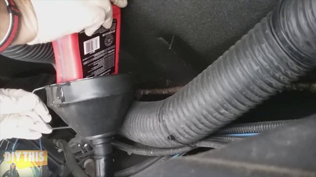 Ford V-10 F-53 Chassis Oil and Filter Change смотреть онлайн