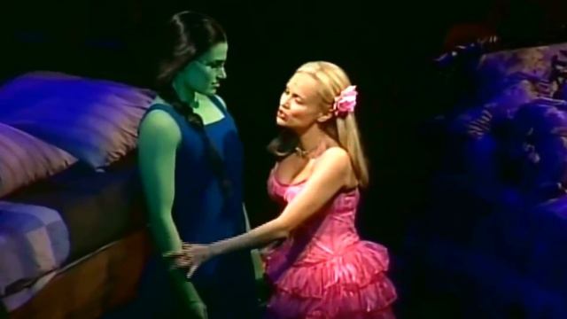 Kristin Chenoweth 'Popular' 2003 VS 2018