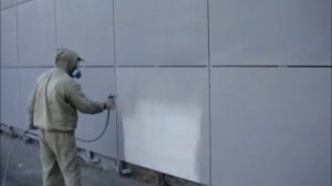 Покраска фасада безвоздушным распылителем Graco.