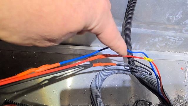 Тюнинг лодки WindBoat 4.0 Evo часть 4.. установка огней.. фары.. ленты светодиодной и многое другое