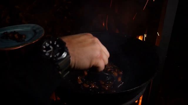 ГУЛЯШ из ГОРНОГО КОЗЛА НА ПЛАТО ПУТОРАНА! смотреть онлайн