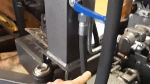 Мини Погрузчик-розвязка гидравлики.