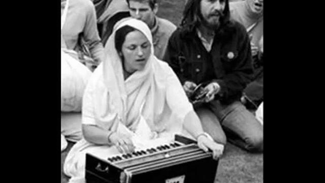 Yamuna Devi Dasi. Govindam Adi Purusham. Ямунда Деви Даси. Говиндам Ади Пурушам. смотреть онлайн