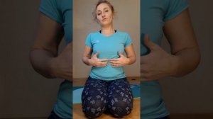 боли в желудке,рефлюкс,боль в плече ,.снимаем боль массажем в области солнечного сплетения и живот
