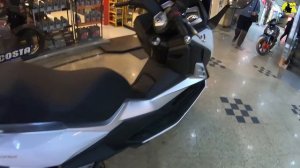 الانطباع الاول لاغلى سكوتر من sym | sym cruisym 300