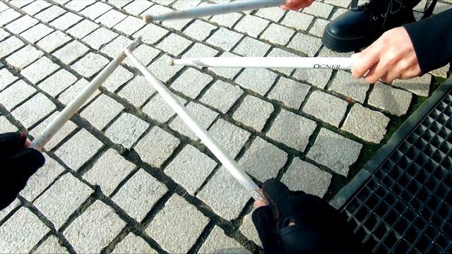 Как барабанщики гуляют по улицам смотреть онлайн