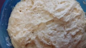 Пирожки домашние с сосиской