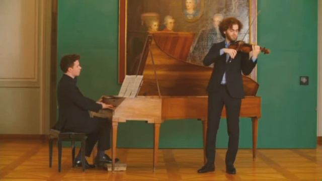 W. A. Mozart: Haffner-Serenade, Rondo | Emmanuel Tjeknavorian & Julius Zeman смотреть онлайн