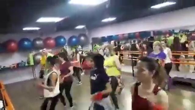 Такая красивая музыка, такие нежные и страстный танцы! смотреть онлайн