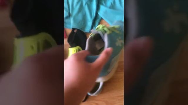 Моя футбольная атрибутика(формы,щитки,сороконожки,бутсы) смотреть онлайн