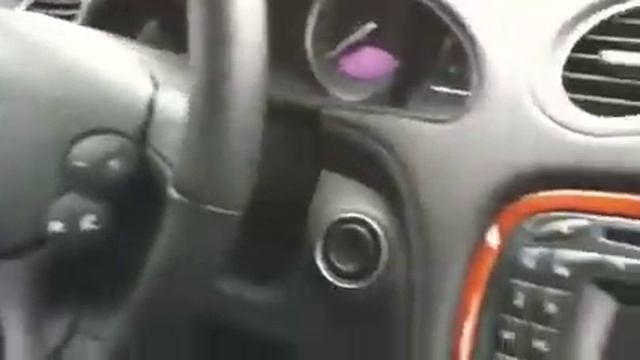 Mercedes Benz SL500 смотреть онлайн