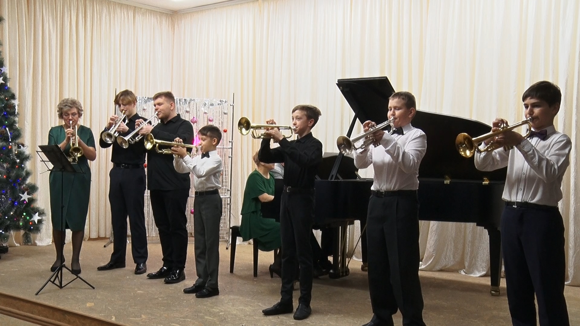 Камила валиева 2022 на олимпийских играх. Камила валиева чемпионат европы короткая программа. Выступление валиевой 25 ноября. Выступление валиевой 25 ноября. Камила валиева гран при 2022.